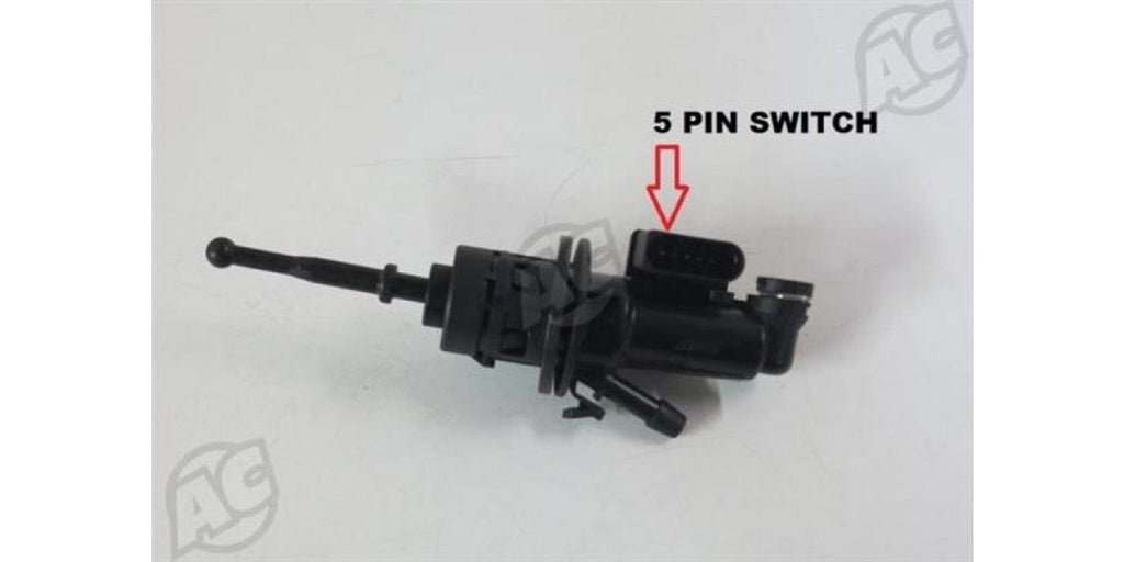 Clutch Master Cylinder 5 Pin Vw Passat Tiguan VW3015P Price So